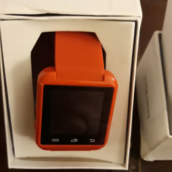 Smart watches - Picture 3 of 4